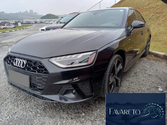 AUDI A4 22/23