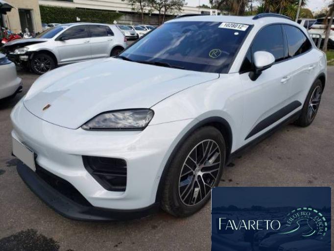PORSCHE MACAN 25/25