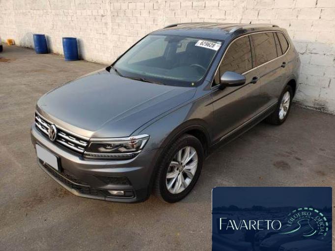 VOLKSWAGEN TIGUAN 18/18