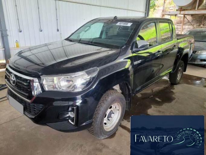 TOYOTA HILUX CD 19/19