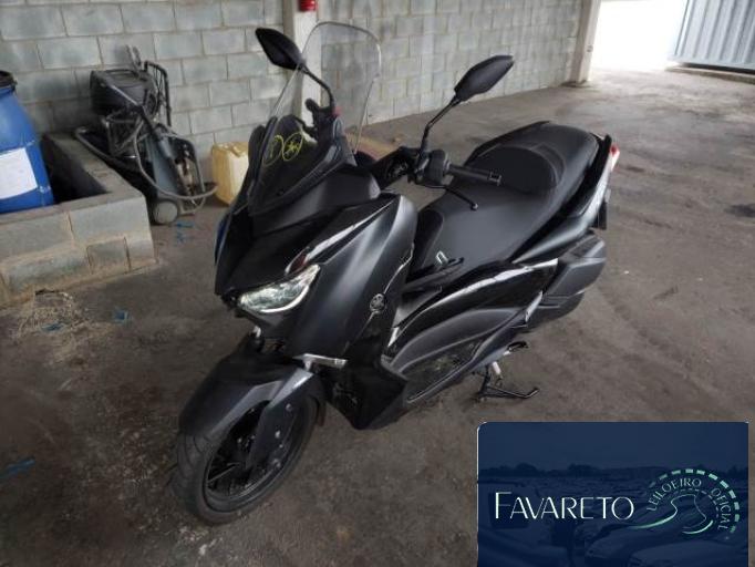 YAMAHA XMAX 22/22